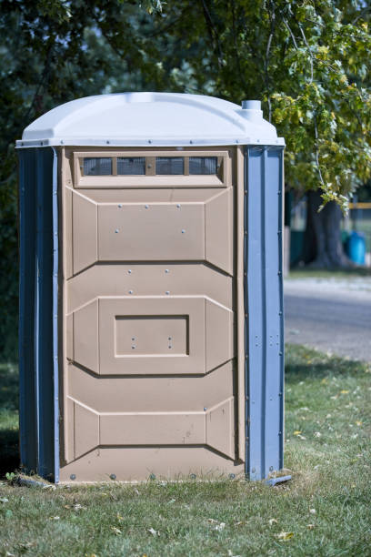 Best Portable restroom trailer rental  in Arlington, OH